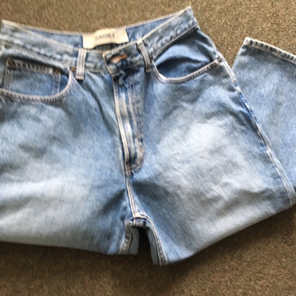 GAP Denim - Sale🎉Mom High Waisted GAP Classic Distressed Jean